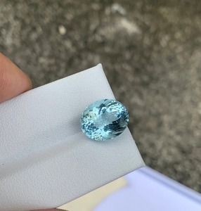 พลอยอะความารีนทรงรีธรรมชาติเจียระไนอย่างสวยงาม |   ลูปคลีนสโตน คุณภาพสูง รับรองโดยบุคคลที่สาม พลอยขนาด 4-6 กะรัต - Product Image 5