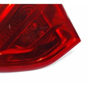 FEU STOP ARRIÈRE DROIT INTEGRÉ À LA PORTE CITROEN C4 Picasso Mk1 9653547677 (06>13) - Product Image 3