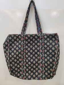 Bolsa de Mano Acolchada Estampada a Mano en Algodón, Bolsa de Mano Tradicional Hecha a Mano en India, Bolsa de Diseño Elegante, Ligera y Ecológica - Product Image 3