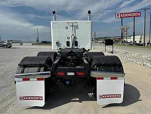 USATO 2025 Kenworth - W990 14.9L 6 Cilindri 3 Assi Potenza 450 CV Motore Diesel X15 CLASSE 8 (AMT) 12 Velocità Guida a Sinistra - Product Image 6