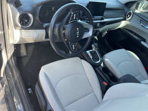 Kia Forte LX 2022 Usado, Volante a la Izquierda, Origen Estadounidense - Product Image 2