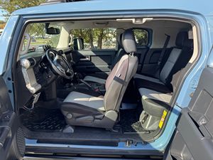 Toyota FJ Cruiser Trail Teams Ultimate Edition 2014 - Product Image 6