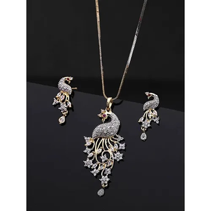 AD Peacock Pendant Elegant <b>Wedding</b> <b>Accessory</b> - Product Image 1
