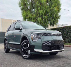 K-i-A Niro EV Hybride SUV 2024, 5 places, transmission automatique, pneus R18, phares LED, intérieur en tissu foncé - Product Image 5