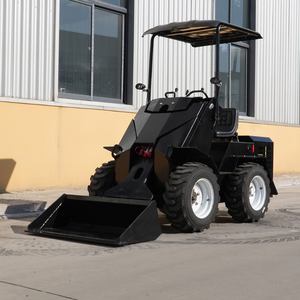 عجلة انزلاقية صغيرة عالية الجودة مع مرفقات رافعة بعجلات جرافة دولية صغيرة - Product Image 1