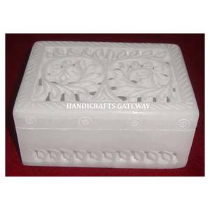 กล่องแกะสลักหินอ่อนสีขาวทำด้วยมือสวยพร้อมดีไซน์ใบไม้สำหรับของขวัญแหวนและต่างหู - Product Image 1