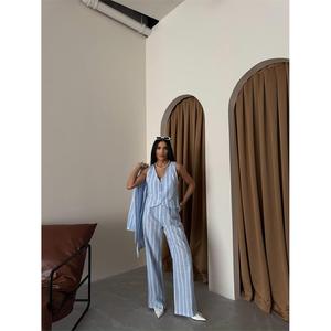 Conjunto de Traje Azul de Lino a Rayas para Mujer, Chaleco y Pantalones - Product Image 3