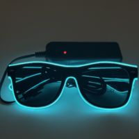 Lunettes de soleil à clous, directement de l'usine, avec des styles originaux et variés pour diverses fêtes et festivals