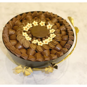 Bol en métal argenté de qualité supérieure avec accent doré Bol de service au chocolat Support pour bonbons Accessoire de décoration de table pour la maison ou l'hôtel - Product Image 1