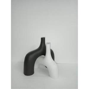 Ensemble de vases à bourgeons abstraits texturés uniques en gros, finition mate noire et blanche, vases décoratifs pour les événements de mariage, décoration de salon - Product Image 6