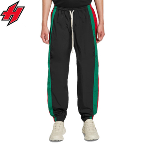 ชุด2ชิ้นเสื้อกันลมสำหรับผู้ชาย,ชุดวอร์มผ้าสะท้อนแสงชุดวอร์มผ้าไนลอนสีพื้น2ชิ้นต่อชุด - Product Image 4