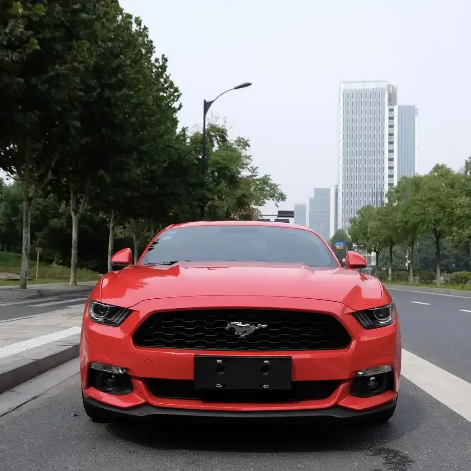 Prezzi auto di seconda mano di lusso e di alta qualità utilizzati in auto americane Mustang 2.3T 12/2017 per il commercio all'ingrosso