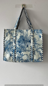 Bleu blanc bloc impression femmes épaule sac fourre-tout matelassé Boho Style bonbons motif à la mode ouvert lavable pour plage pique-nique - Product Image 2