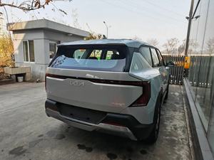 SUV Eléctrico 2025/2026 de Largo Alcance (>700km), 4 Puertas, Diseño de 5 Asientos, Transmisión Automática, Interior Espacioso, Batería de 90-110kWh, Ecológico - Product Image 4