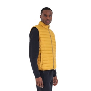 ออกแบบแจ็คเก็ตผู้ชายของคุณเอง แฟชั่นสตรีทแวร์คุณภาพสูง ซิปเต็มตัว ทรงเข้ารูป แจ็คเก็ตแขนกุดผู้ชายแบบหนา สั่งทำได้ - Product Image 2