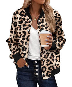 Femmes 2025 automne mode Varsity Bomber veste décontracté boutonné Streetwear avec effet lavé tenues d'école courtes - Product Image 1