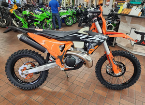 Nouveau 2025 KTM 300 XC-W HARDENDURO 1-cylindre 2-temps Moteur Industriel DIY Moto OEM Garantie 3 Ans Prêt à Expédier - Product Image 2