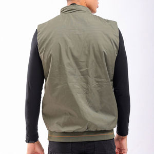 2025 personnalisé hommes Softshell gilet haute qualité à capuche chaud décontracté sans manches hiver tissu fabricant col montant mince gilets - Product Image 4