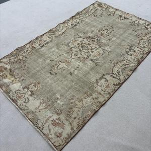 4.7x7.7 ft Turkish Area Rug, Vintage <b>Brown</b> Polka dot Rug - Product Image 2