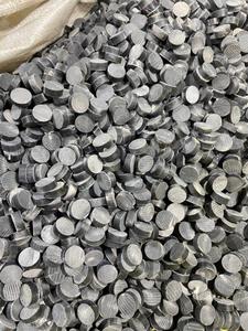 กระดุมเม็ดกลมรูปเขาควายสีดำพร้อมลูกปัดและจุดสีขาวสไตล์เรียบง่ายสำหรับส่งออกจากอินเดีย - Product Image 4