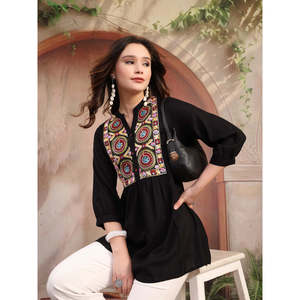 Blusa Negra de Rayón para Mujer, Bordada con Seda, Estilo Bohemio Informal, Tallas Libres XL XXL, Temporada Primavera y Otoño, Estilo Vintage para Vogue - Product Image 6