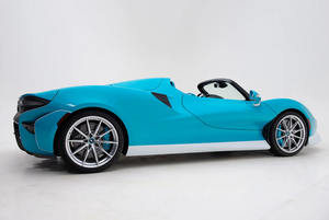 Nuevo Elvas 2021, Auto Deportivo de Alto Rendimiento con Techo Abierto, Automático, Tracción Trasera, Exterior Azul e Interior Negro - Product Image 2