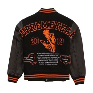 Chaqueta Universitaria de Invierno Unisex de Primera Calidad ODM OEM, Corte Ajustado, Mangas de Cuero, Parche de Chenilla, Diseño de Logotipo Bordado Personalizado - Product Image 6