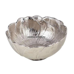 Ensemble de deux bols à chocolat martelés, forme ronde, luxe, écologiques, en métal poli miroir, bol à bonbons - Product Image 5