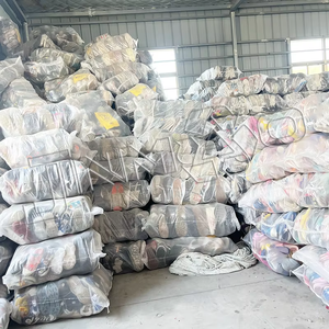 أحذية رجالية فاخرة مستعملة للجري والرياضة بأسلوب عصري، بيع بالجملة بأسعار المصنع الأصلي في الصين، رائجة في غينيا - Product Image 4