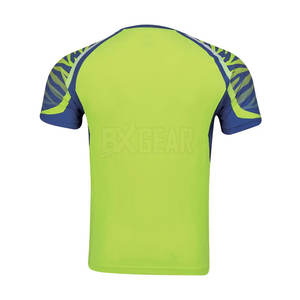 L'uniforme de volley-ball durable, doté d'un tissu extensible doux, maintient les joueurs à l'aise pendant les longs matchs - Product Image 4