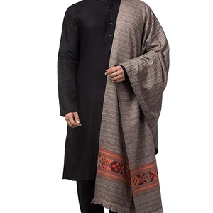 Best Selling New Design Fashionable <b>Men</b> <b>Shawls</b> Low MOQ Comfortable Solid Color <b>Shawls</b> for <b>Men</b> - Product Image 4
