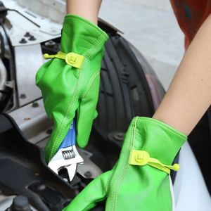 Guantes de Cuero Vacuno Verde para Jardinería y Construcción - Protección Laboral, Anti-Químicos, Antiestáticos, Duraderos y Transpirables - Product Image 4
