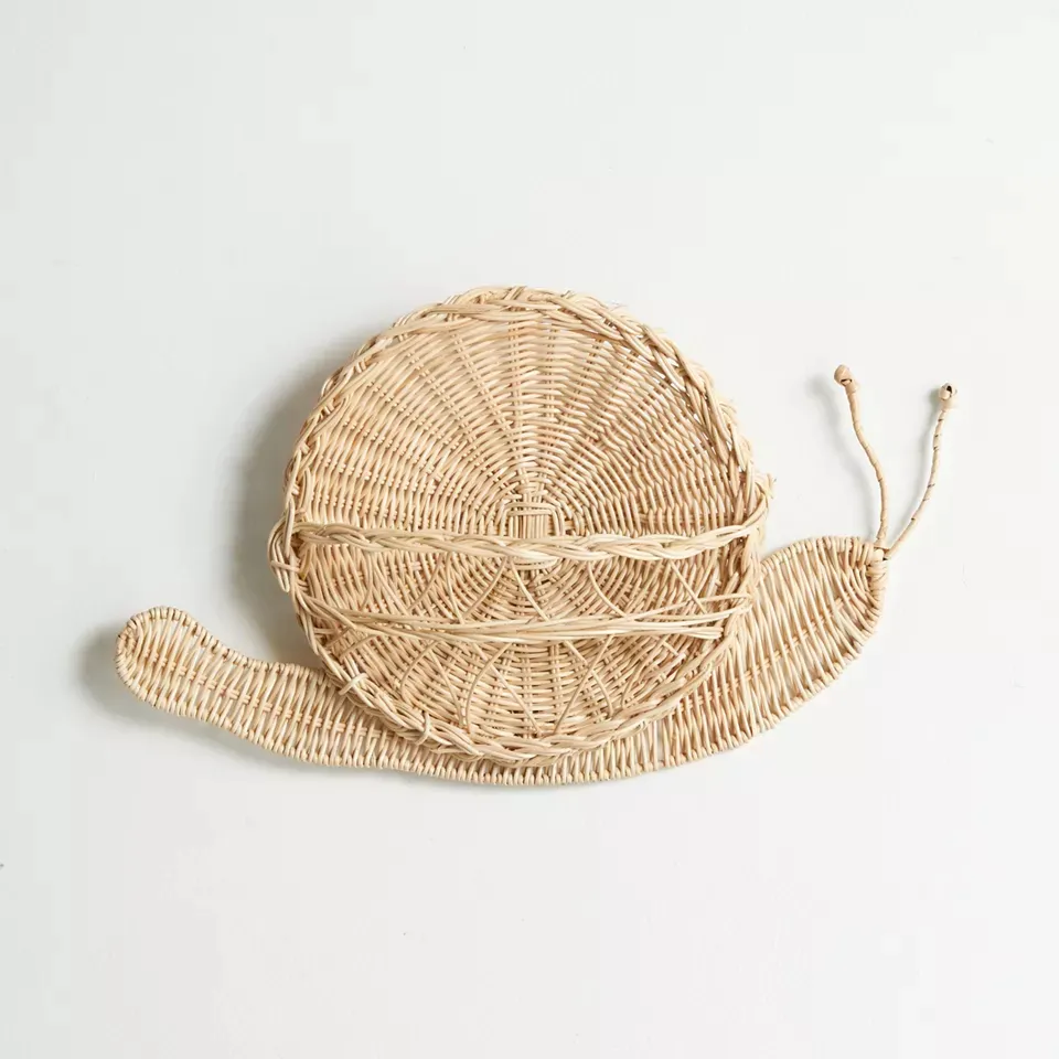 Boho Top Selected Rattan Snail Wall Basket Rattan Wall Hanging Decorative Accent Whimsical Wall Basket For Kid Room From Vietnam