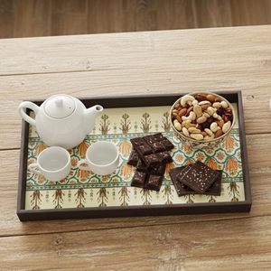 Plateaux de service en bois de mangue faits à la main pour la cuisine et la salle à manger, organisateur polyvalent et cadeau pour les cafés et les bars - Product Image 3