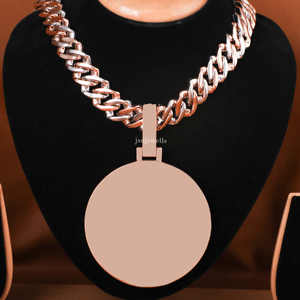 MB Round Club personalizado Moissanite diamante colgante 925 plata esterlina completo Iced Out Hip Hop Moissanite colgante regalo para hombres - Product Image 6