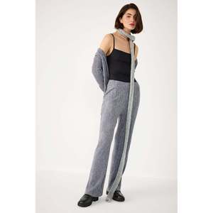 Pantalones Suaves con Cintura Elástica y Acanalado - Product Image 1