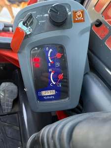 Chargeuse compacte Kubota SSV75 2023 à haut débit, 55,2 kW, diesel, machine de construction |   Chargeuse compacte Kubota SSV75 à quatre roues motrices - Product Image 2