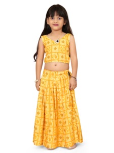 Shoryam Fashion Bandhani Lehenga Choli Jaune pour Filles |   Tenue de fête traditionnelle ethnique pour enfants, longue, séchage rapide, coupe classique - Product Image 5