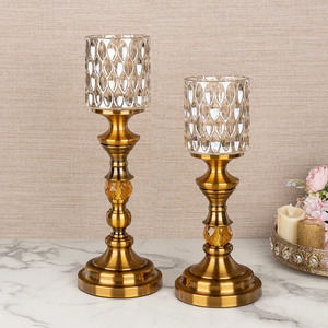 Bougeoir en laiton en métal de qualité supérieure Unique Home Decor Pilier Bougeoir pour Noël et Mariages Boîte Emballée - Product Image 1
