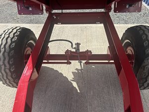 Remolque Agrícola con 4 Ruedas y Sistema de Elevación Hidráulico para Uso Agrícola - Product Image 5