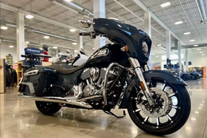 Motocicleta Indian Chieftain Limited con Sistema de Audio PowerBand, Color Blue Dusk, en Venta - Product Image 5