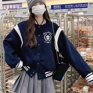 เสื้อแจ็กเก็ตทีมเบสบอลวิทยาลัยเตรียมผิวแกะสำหรับผู้หญิงโอเวอร์ไซส์ผ้าใบลำลองบอมเบอร์สำหรับฤดูใบไม้ร่วงฤดูหนาวสไตล์สตรีทสูง - Product Image 3