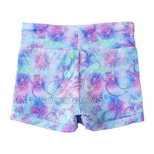 Shorts Deportivos Flexibles Hechos en Pakistán para Mujer, Diseñados para Sesiones de Animación - Product Image 2