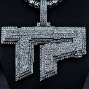 Pendant Necklace for Men and Women Unisex Chain Jewelry - Product Image 2