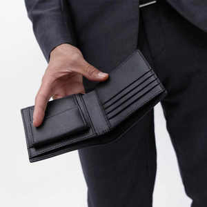 กระเป๋าสตางค์ผู้ชายหนังแท้แบบพับสองชั้น - Product Image 3