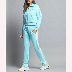 Survêtement de créateur de luxe en soie satinée avec broderie - Product Image 2