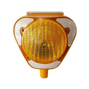 ไฟเตือนจราจรพลังงานแสงอาทิตย์รูปสามเหลี่ยมสีเหลืองสำหรับถนนและกรวยจราจร - Product Image 1