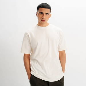 Venta caliente Hombres Camisetas 100% Material de algodón Ligero Quickdry Logotipo personalizado Streetwear Estilo O-cuello - Product Image 1