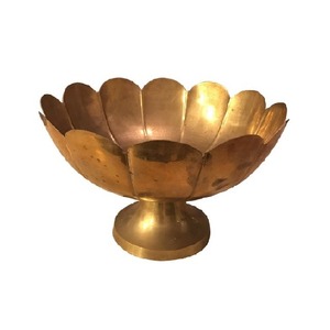 Bol de service classique en acier inoxydable avec éclat miroir poli pour une table à manger raffinée - Product Image 3