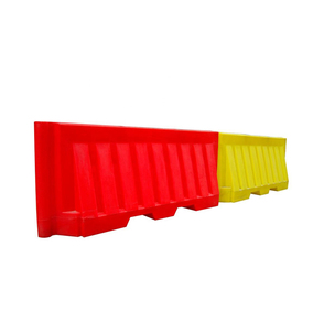 Barrera de plástico rojo personalizada, barrera de seguridad vial de grado de Ingeniero, reflectante, llena de agua/arena, pegatina única - Product Image 2